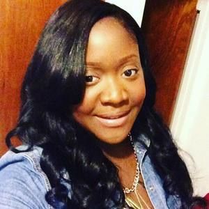 Meet your Posher, Monique